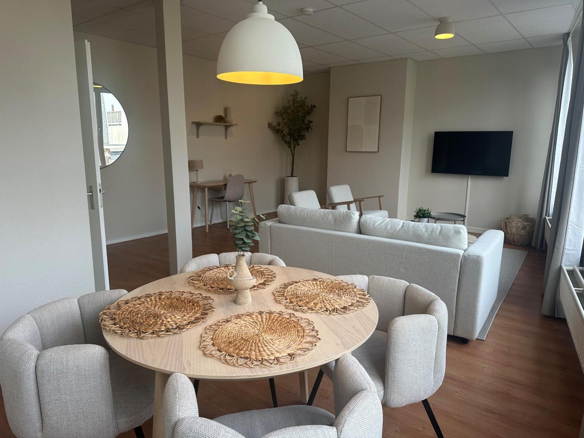 Bnb Bruxelles - Studios & Apartments เวนโล ภายนอก รูปภาพ